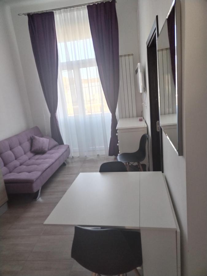 Ferienwohnung Apartament Nimfea Oradea Exterior foto